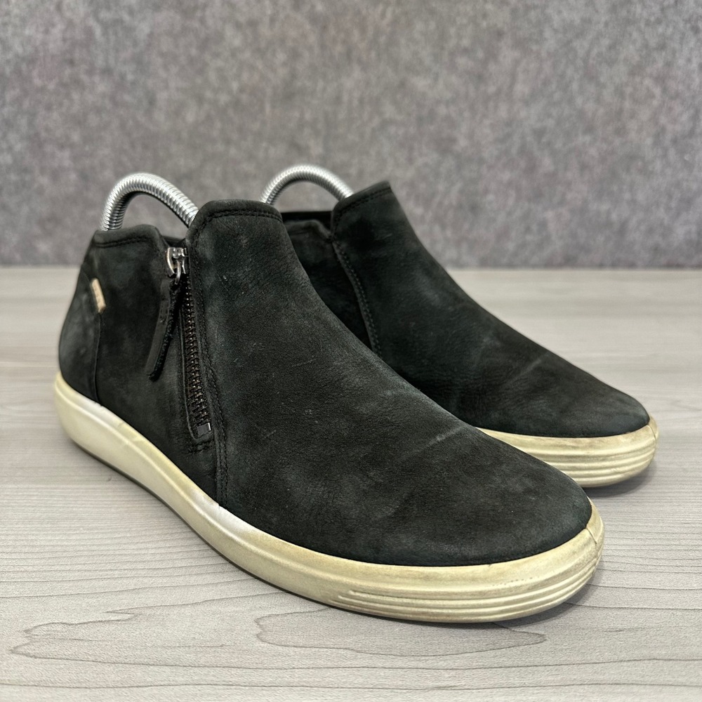 ECCO Soft 7 Low Booties Womens 9 Black Nubuck Leather Side Zip Sneaker Boots